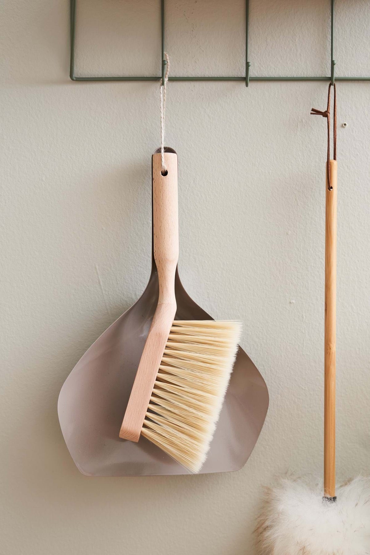 Fægiskófla með kústi