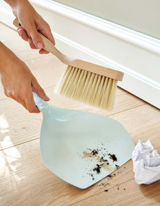 Fægiskófla með kústi