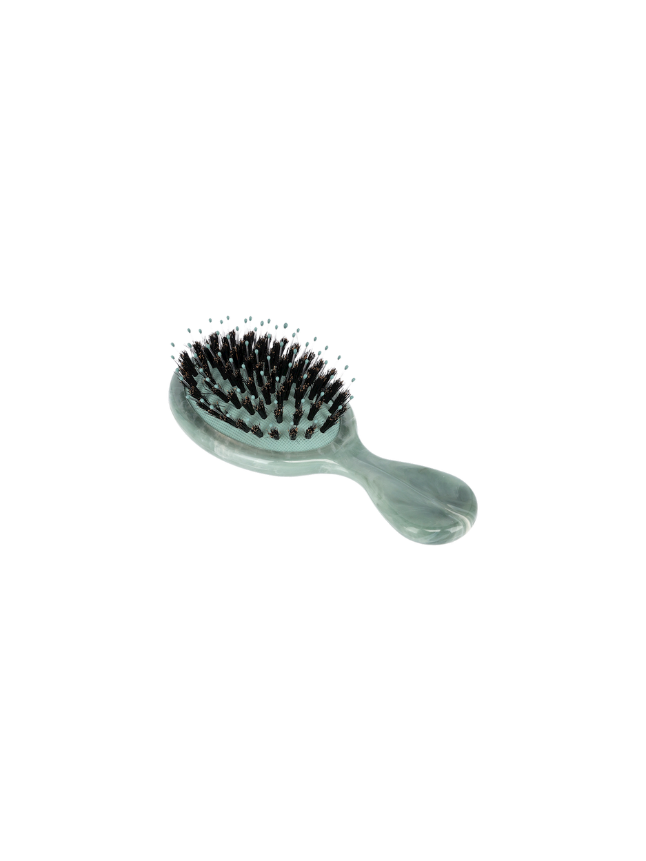 1001935