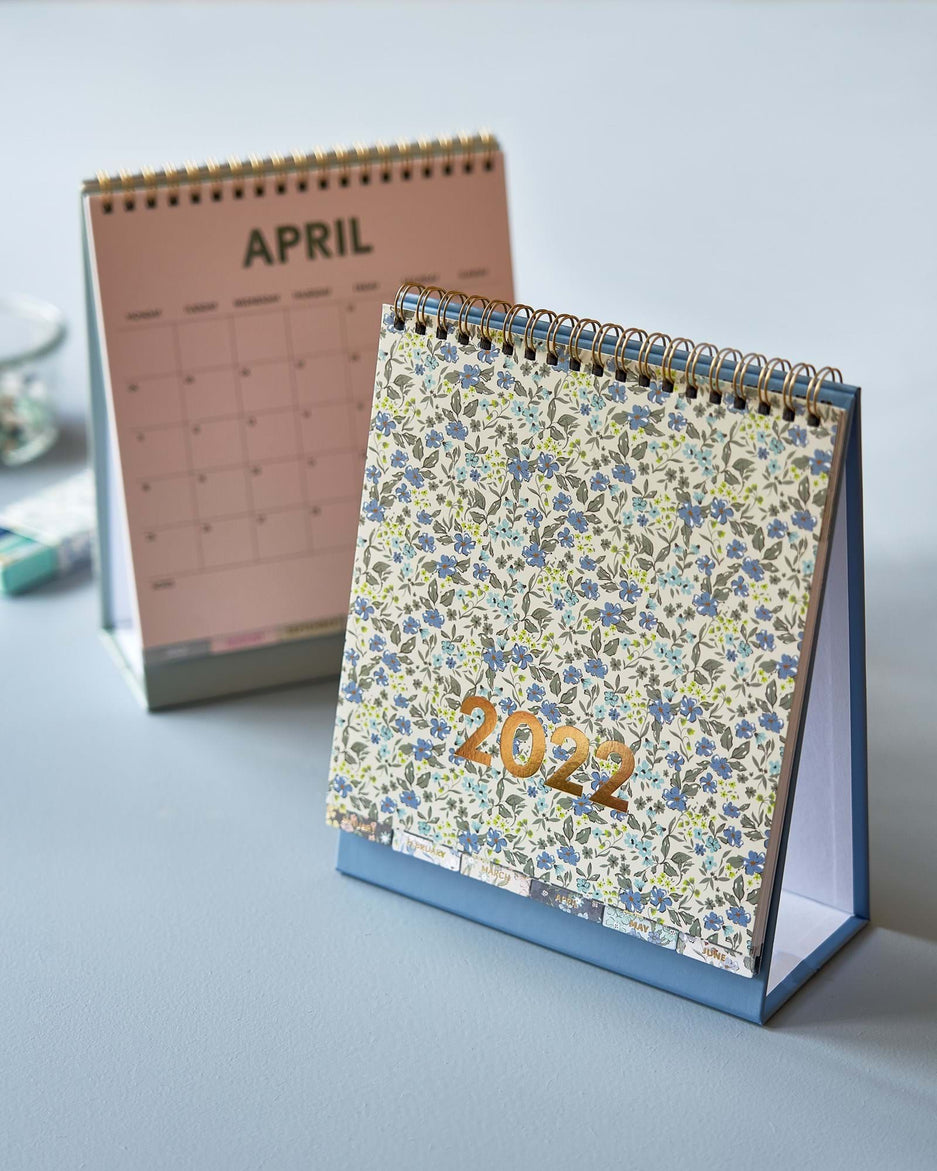 Dagatal á skrifborð